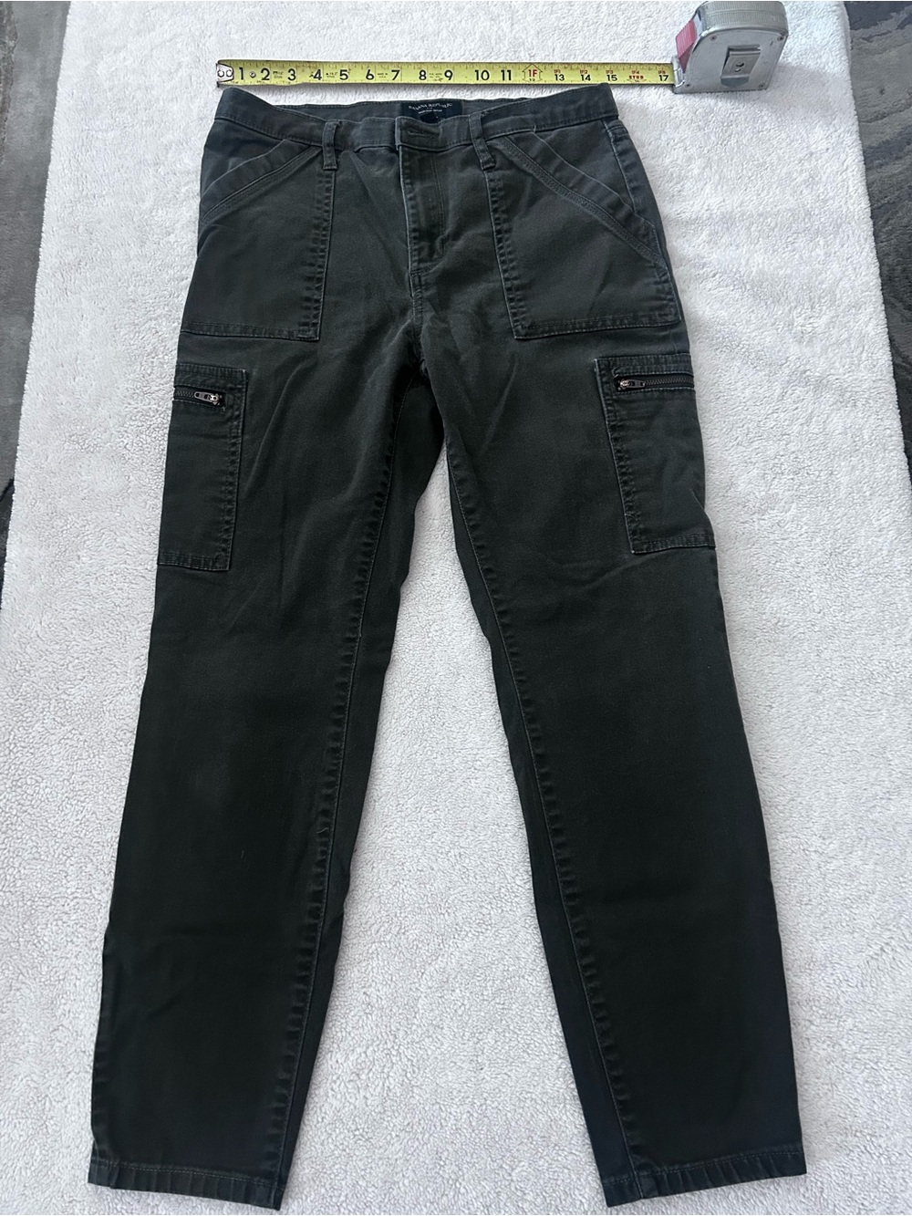 Banana Republic High Rise straight legged, cargo Pants Olive Green Size 28/6
